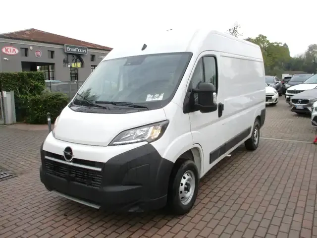 Opel Movano