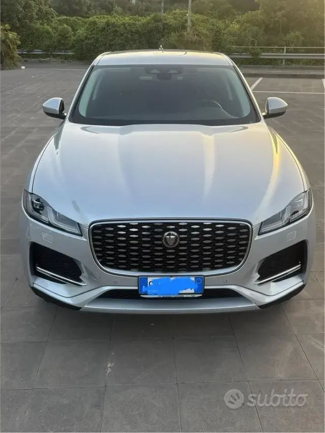 Jaguar F-Pace (X761)