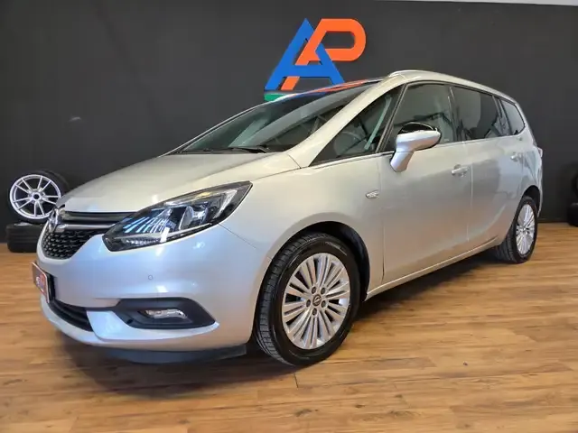 Opel Zafira Tourer