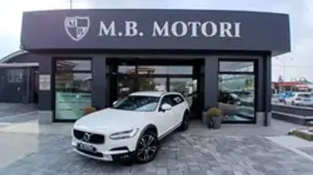 Volvo V90 Cross Country