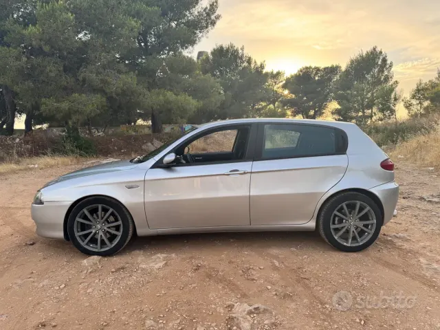 Alfa Romeo 147