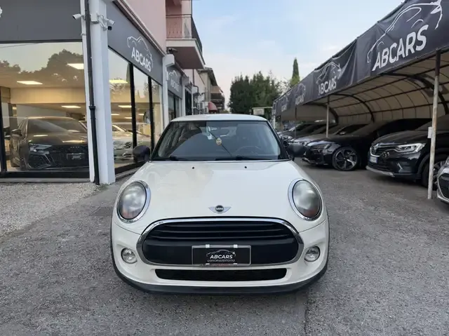 MINI One D
