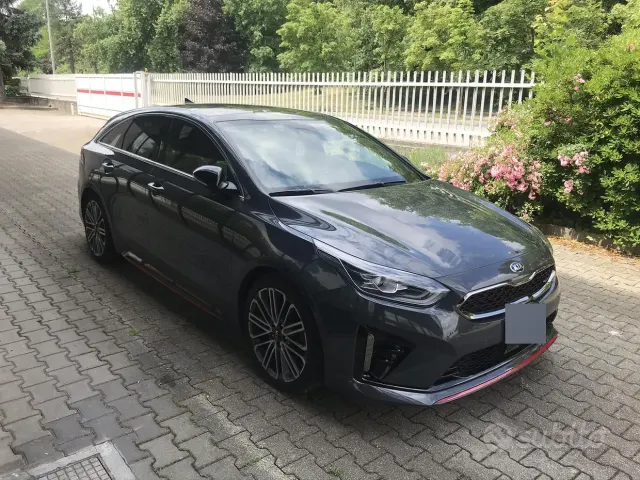 Kia ProCeed