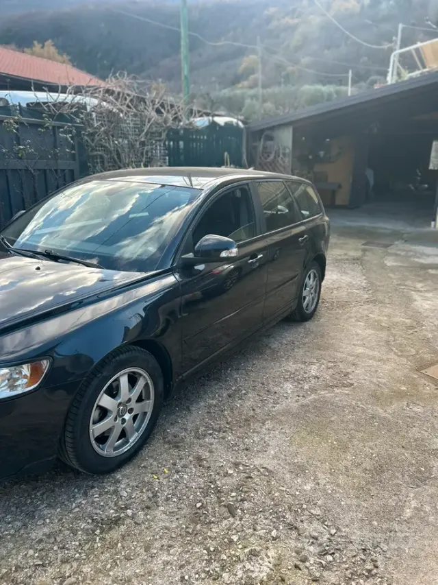 Volvo V50 (2003-2012)