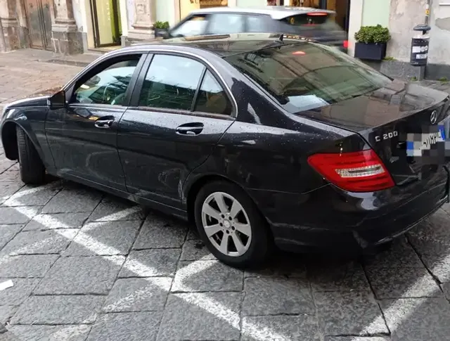 Mercedes-Benz C 200