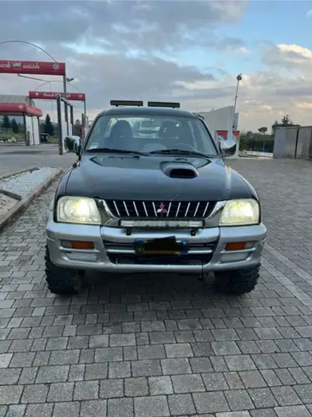 Mitsubishi L200