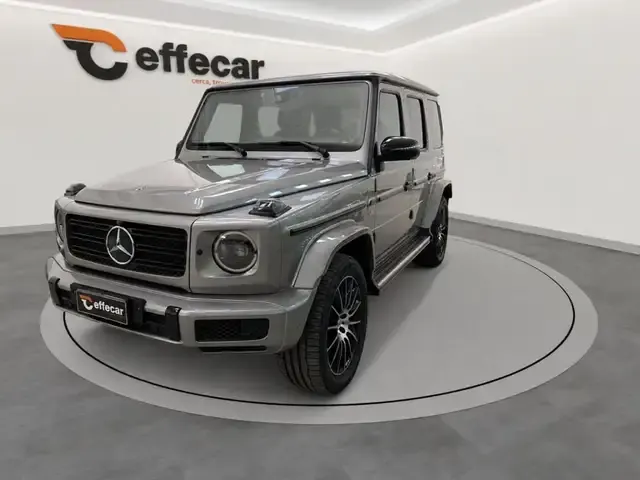 Mercedes-Benz G 500