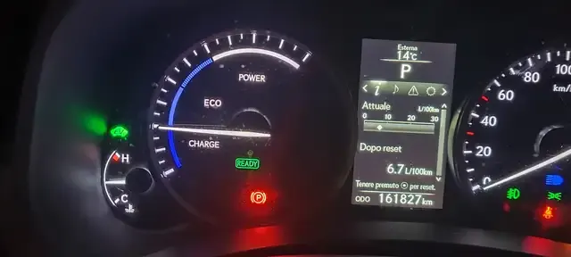 Lexus NX 300h