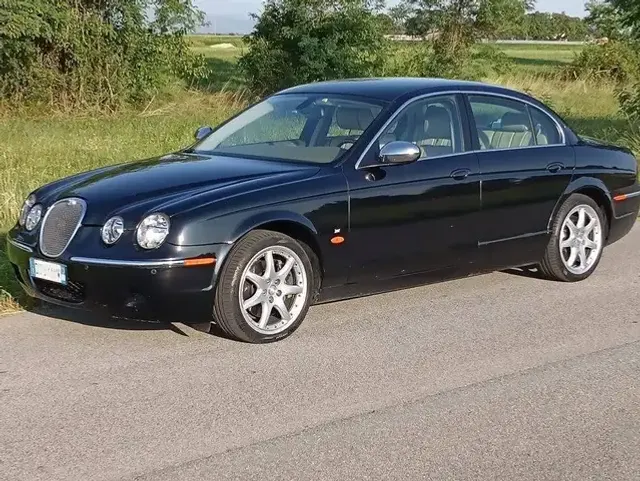 Jaguar S-Type