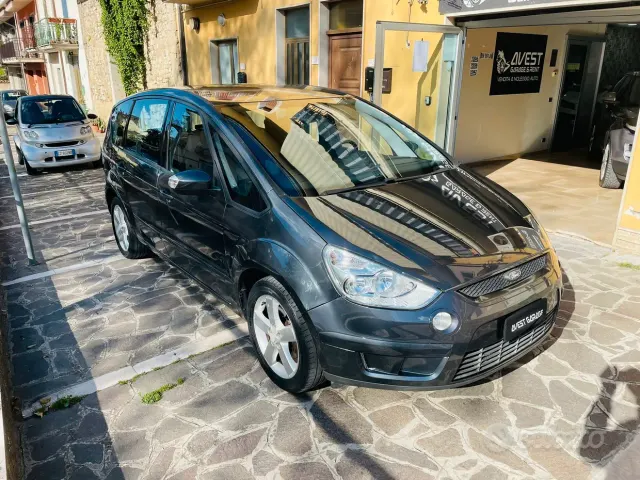 Ford S-Max