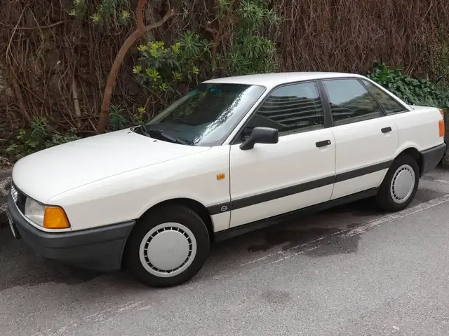Audi 80