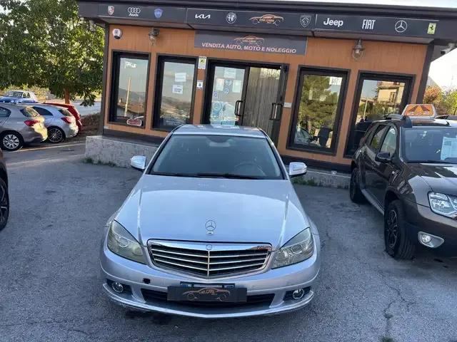 Mercedes-Benz C 220