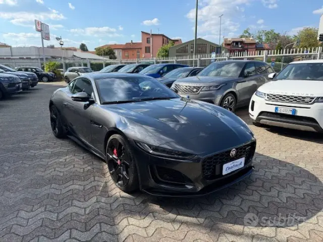 Jaguar F-Type (X152)