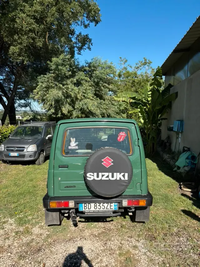 Suzuki Samurai