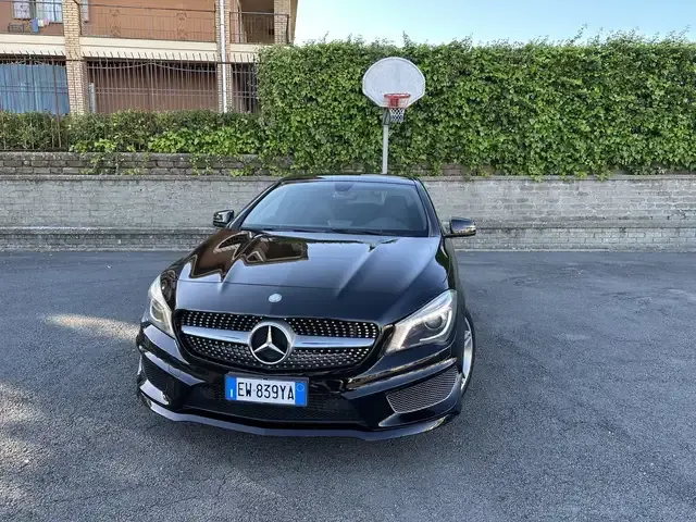 Mercedes-Benz CLA 200