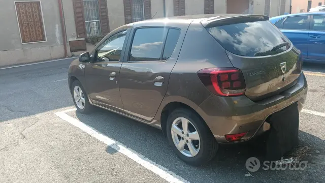 Dacia Sandero 1ª serie