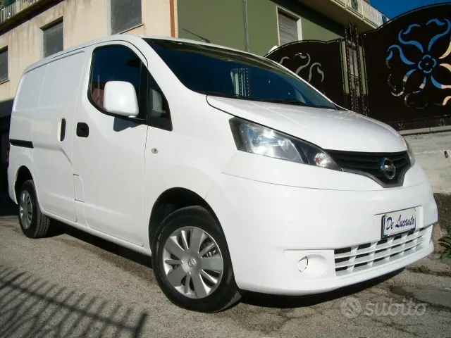 Nissan NV200