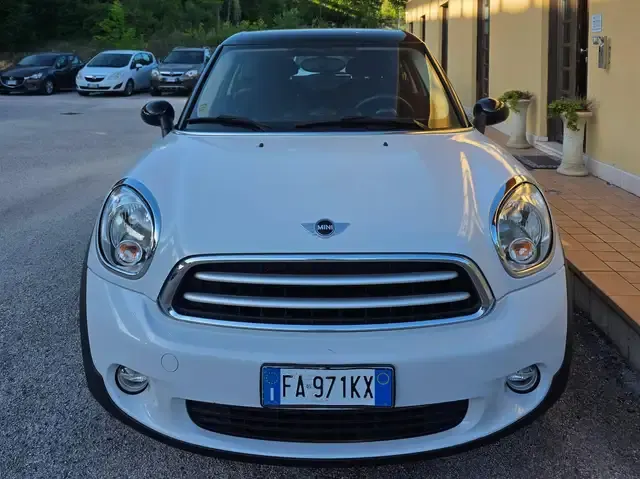 MINI Cooper D Paceman