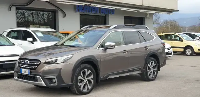 Subaru OUTBACK