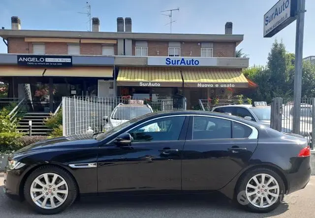 Jaguar XE (X760)