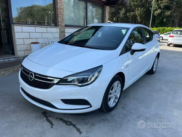 Opel Astra 5ª serie