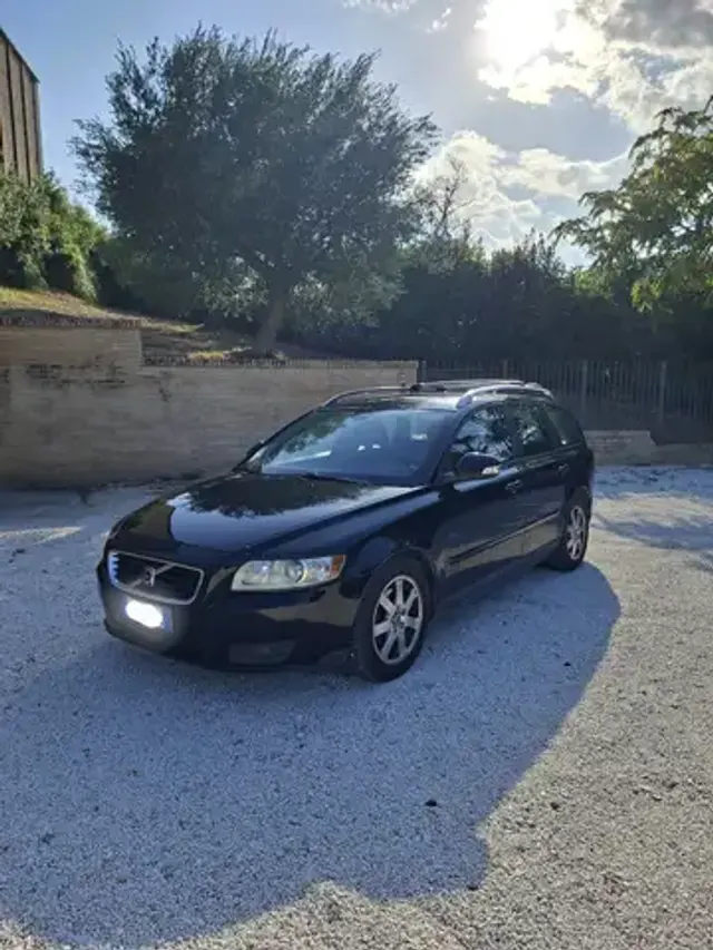 Volvo V50