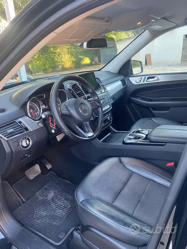 Mercedes-Benz GLE (W166)