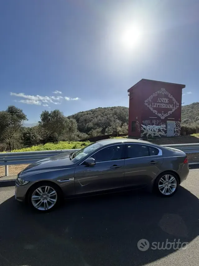 Jaguar XE (X760)