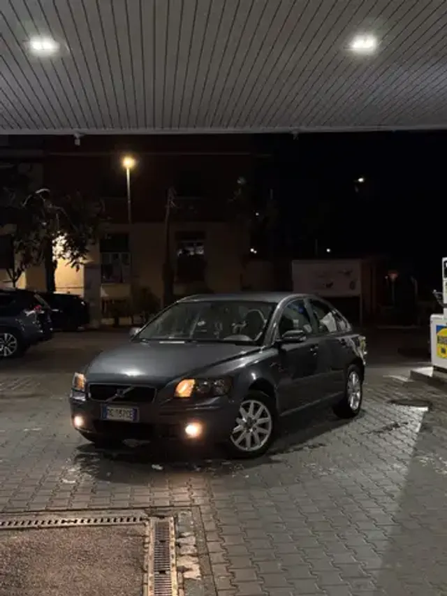 Volvo S40