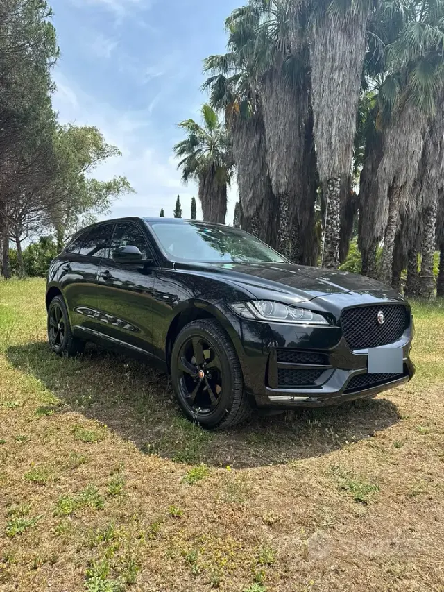 Jaguar F-Pace (X761)