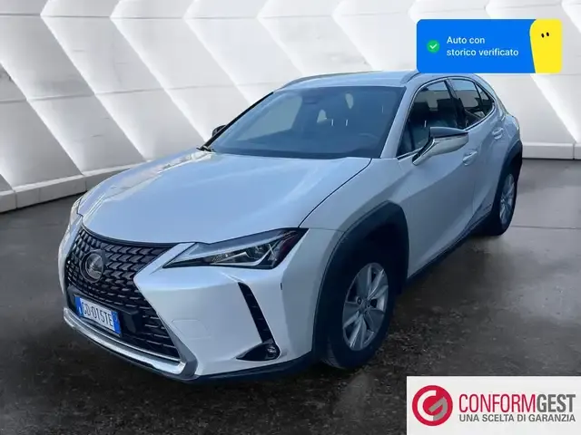 Lexus UX 250h