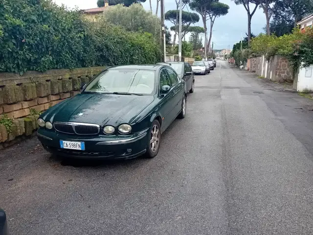 Jaguar X-Type