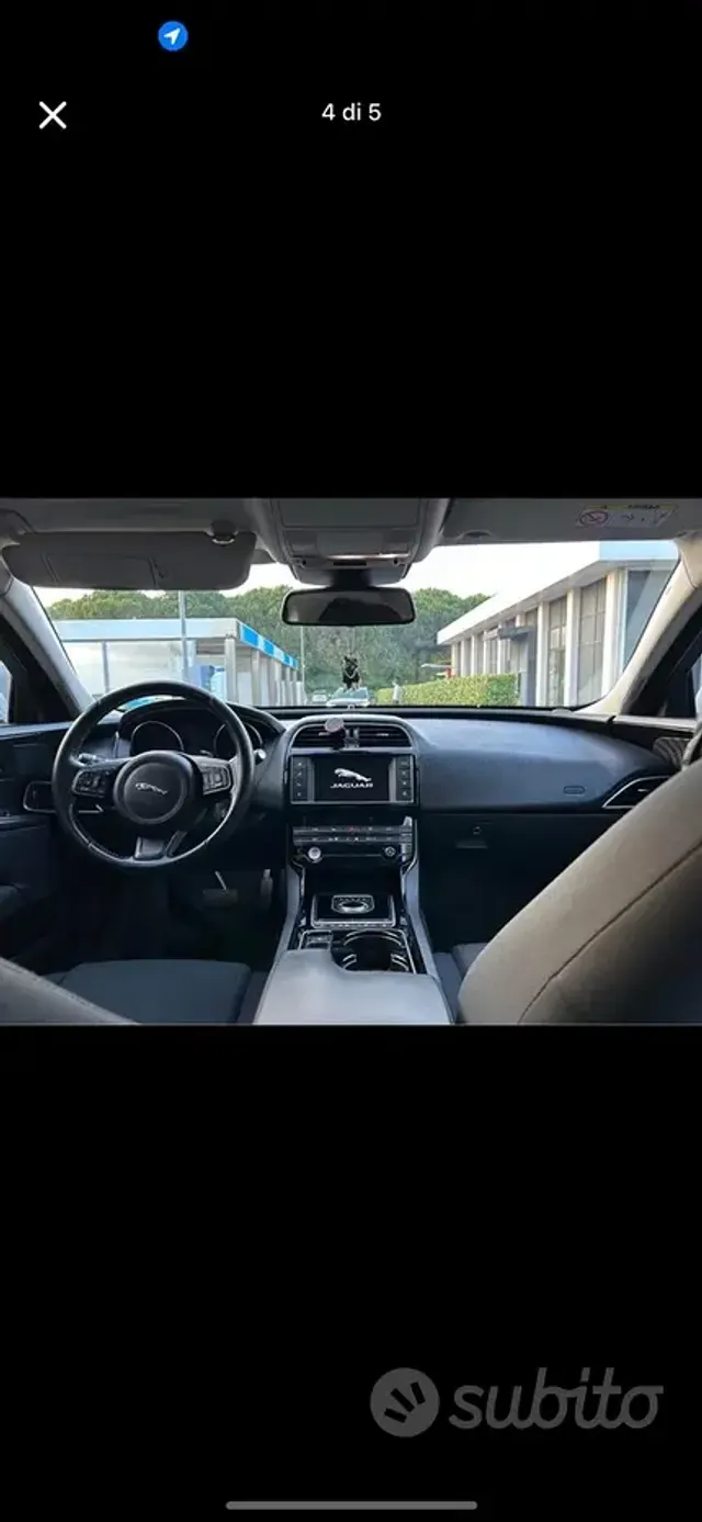 Jaguar XE (X760)