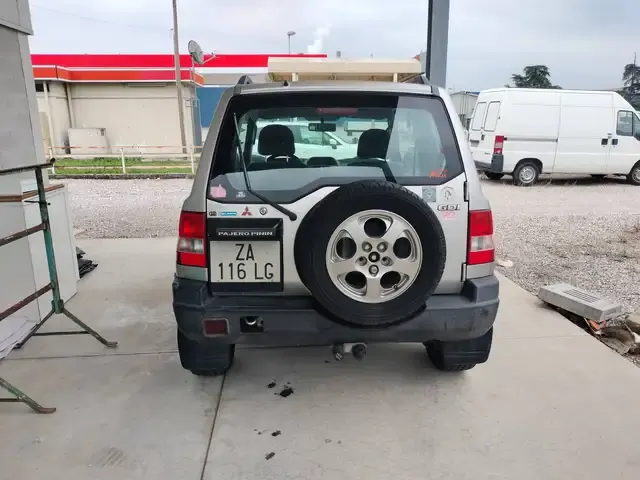 Mitsubishi Pajero Pinin