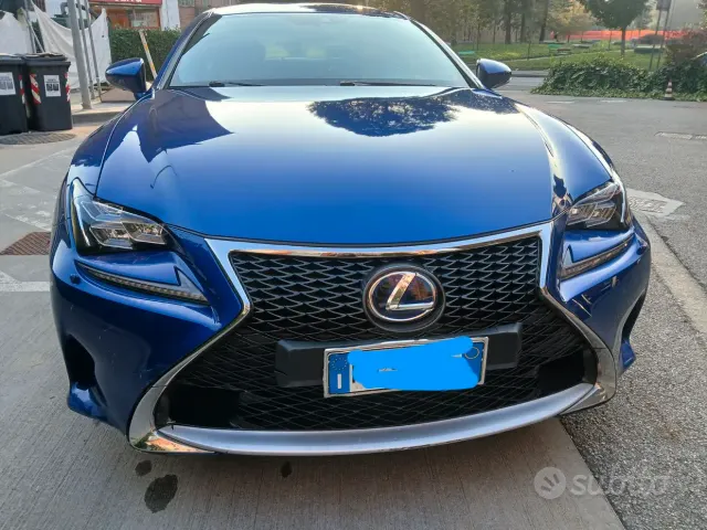 Lexus RC