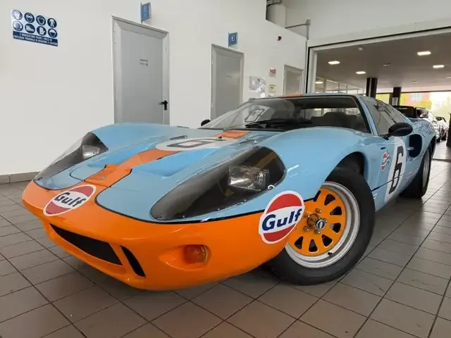 Ford GT