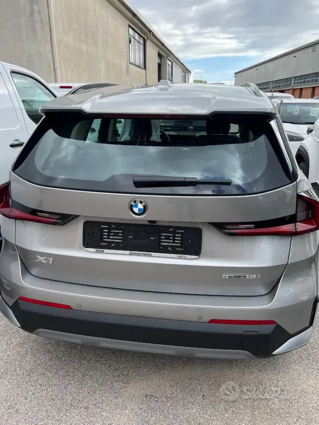 BMW X1 (U11)