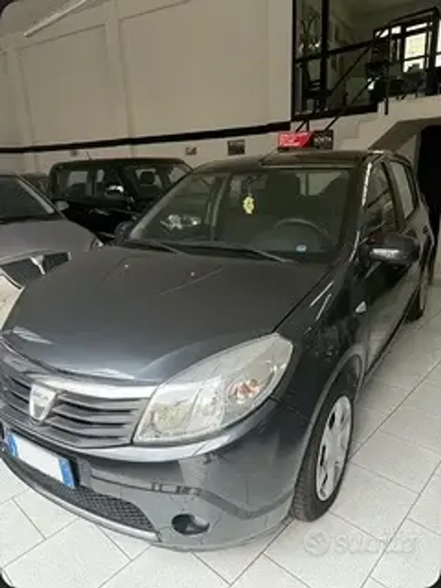 Dacia Sandero 1ª serie