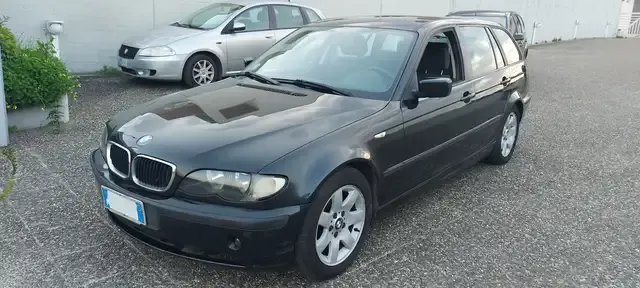 BMW 320
