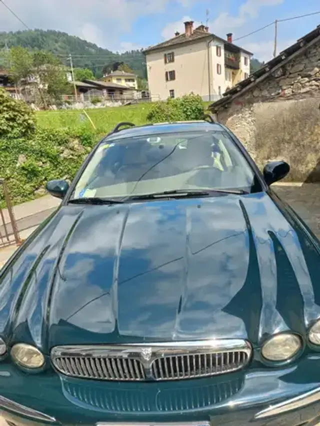 Jaguar X-Type
