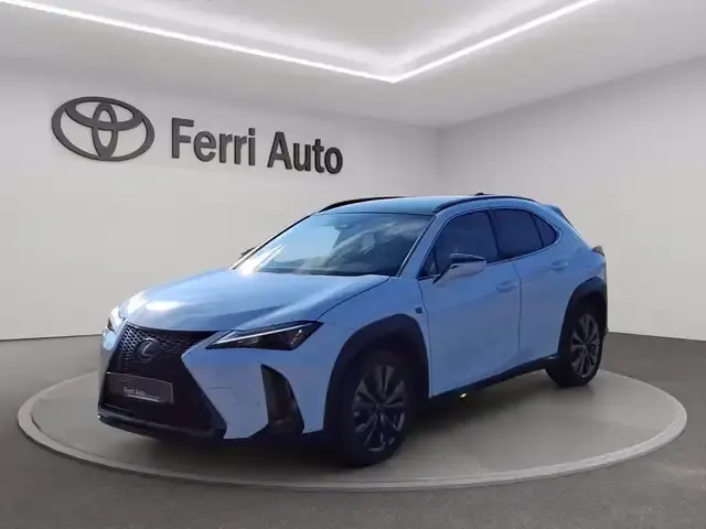 Lexus UX 250h