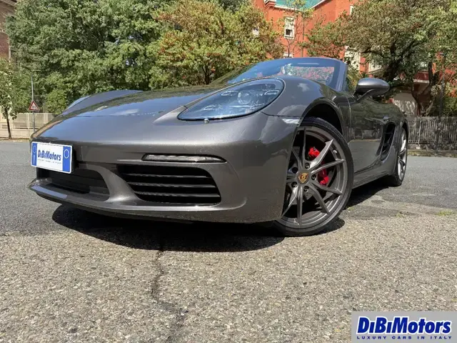 Porsche 718 Spyder