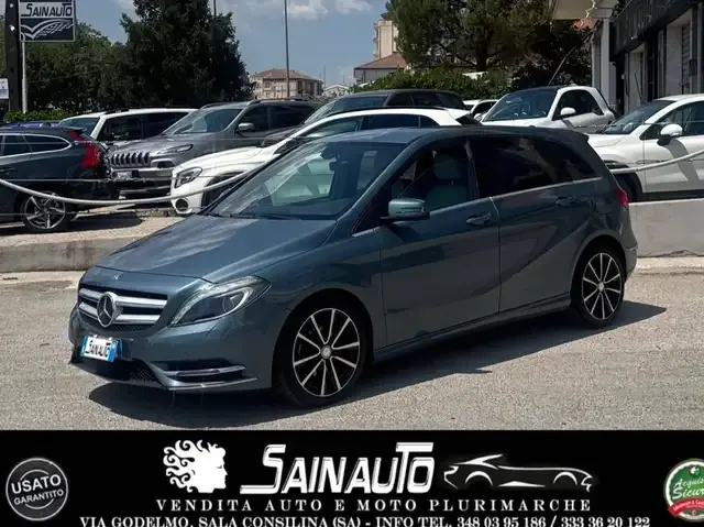 Mercedes-Benz B 200