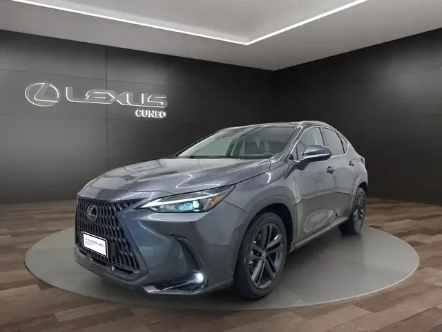 Lexus NX 450h+
