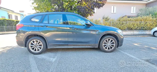BMW X1 (F48)