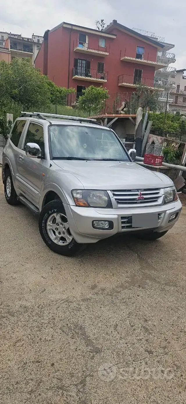 Mitsubishi Pajero (2000-2007)