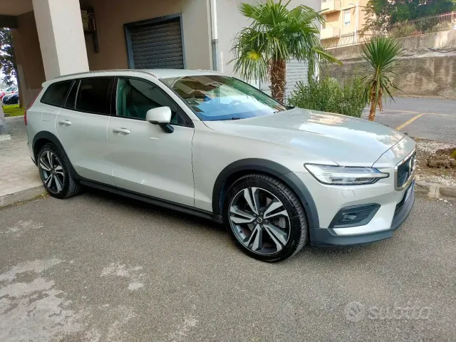 Volvo V60 CC (2018-2024)
