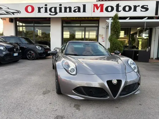 Alfa Romeo 4C
