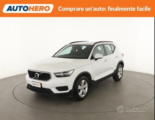 Volvo XC40 (2017-->)