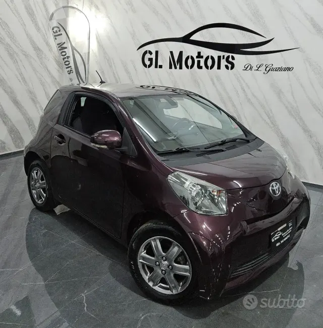 Toyota iQ